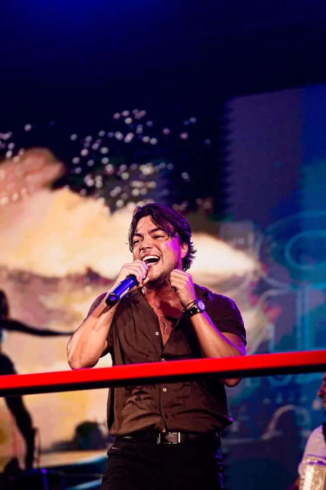 Jotavê estreia em Goiás com show gratuito em Hidrolândia