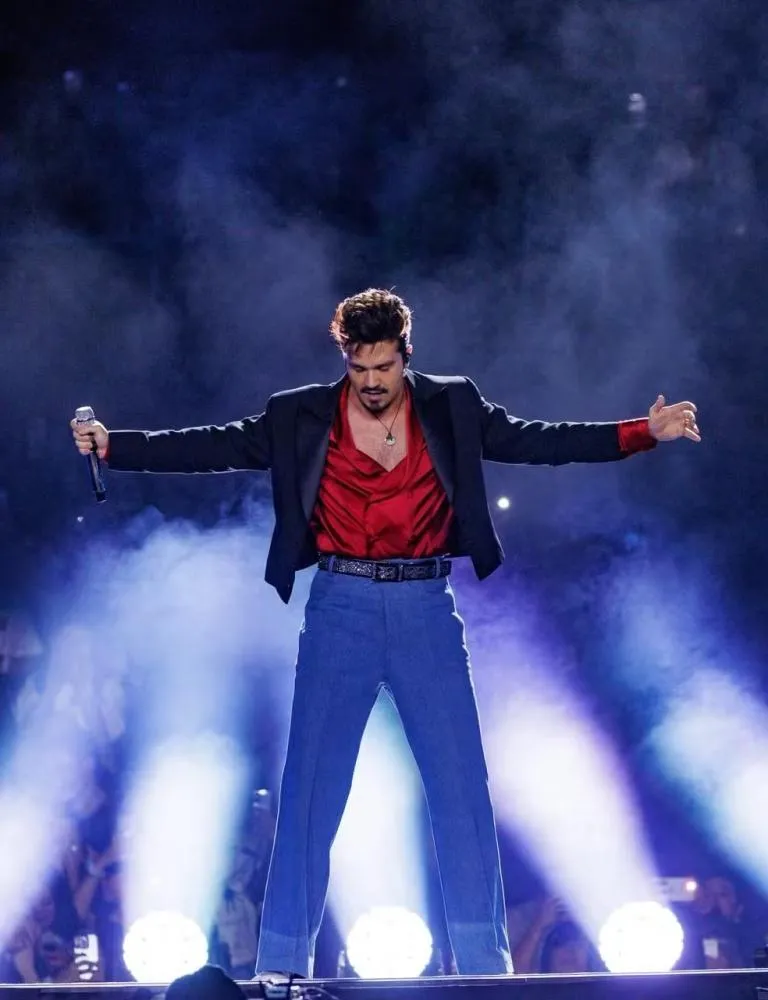 Faltam menos de 30 dias para show de Luan Santana em Goiânia; ingressos entram na reta final