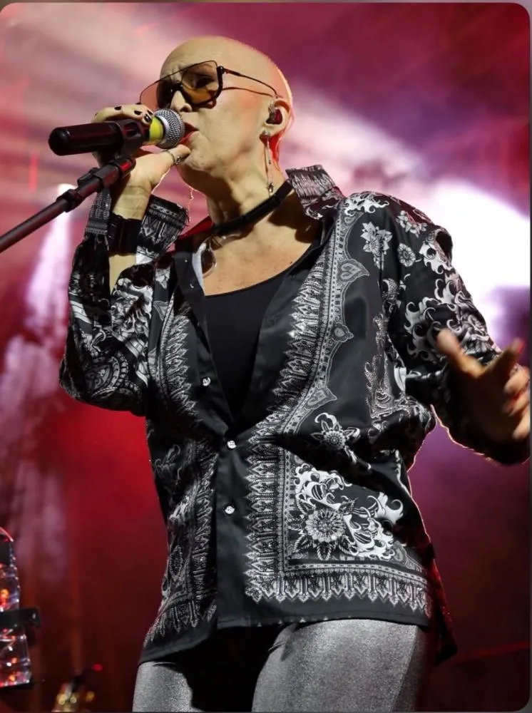 Nila Branco leva a força da música brasileira para quatro cidades da Europa
