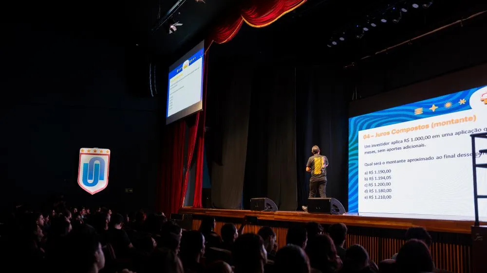 Aulão gratuito em Goiânia prepara estudantes para a reta final do Enem 2026