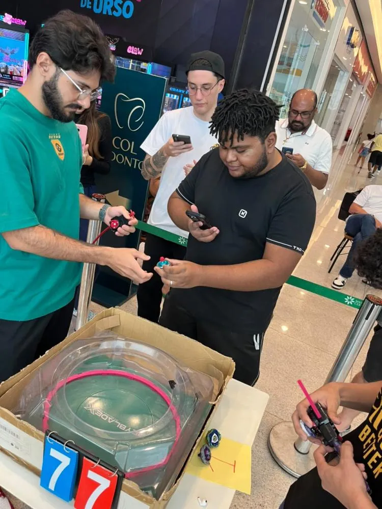 Shopping Cerrado recebe campeonato de Beyblade com premiação em dinheiro